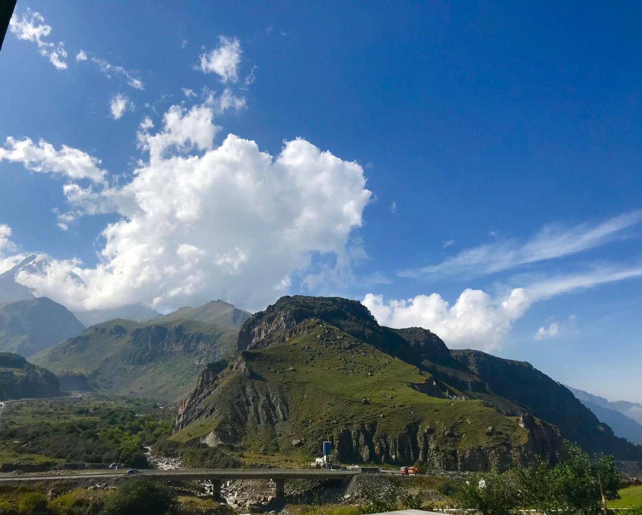Riverside Kazbegi Exterior photo